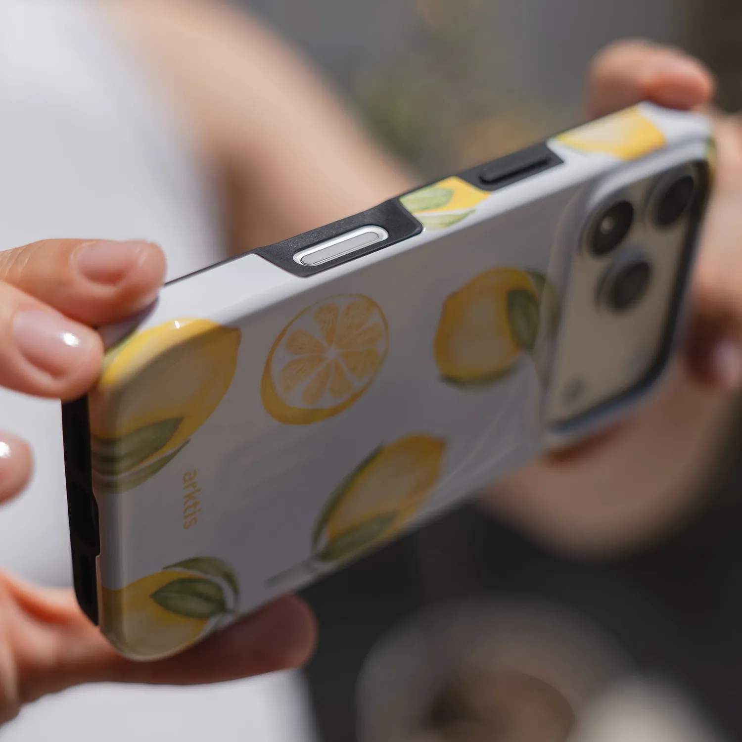 arktis Lemon iPhone 16e Hülle MagSafe mit Print