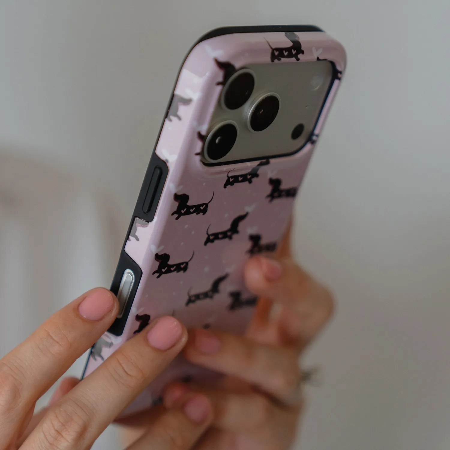 arktis Dackel Love iPhone 16 Pro Hülle MagSafe stoßfest