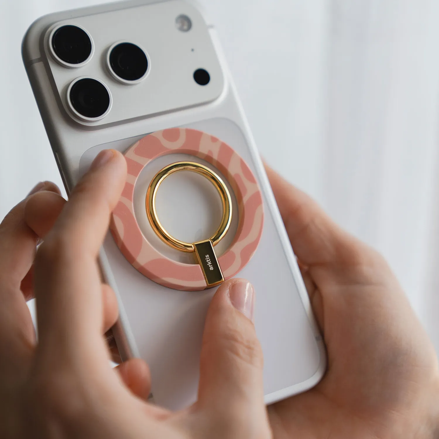 arktis MagSafe Ringhalter Curly Handy-Ring Gold