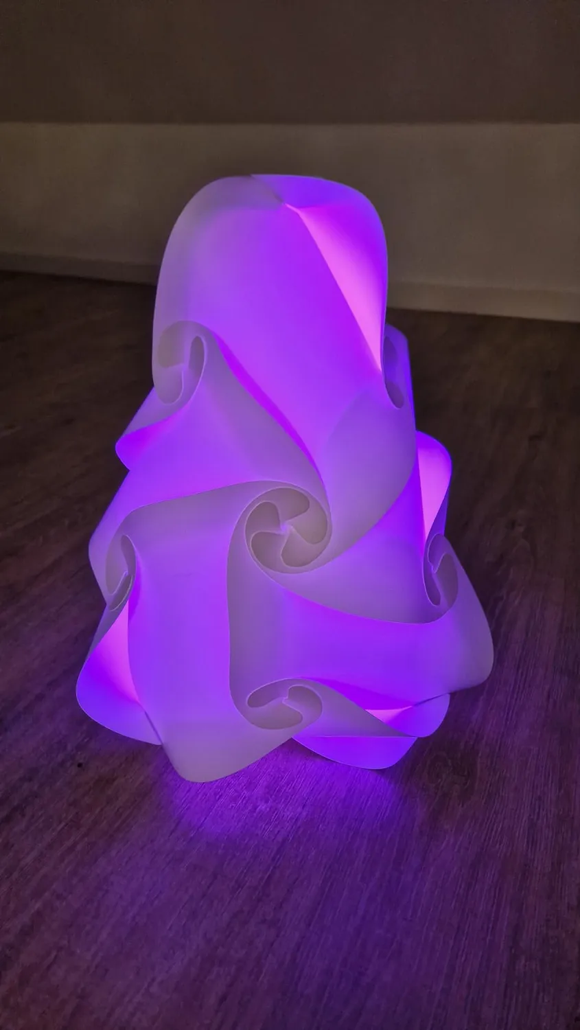 EAZY CASE Puzzle Lampe M 30cm Lampenschirm 30-teilig DIY