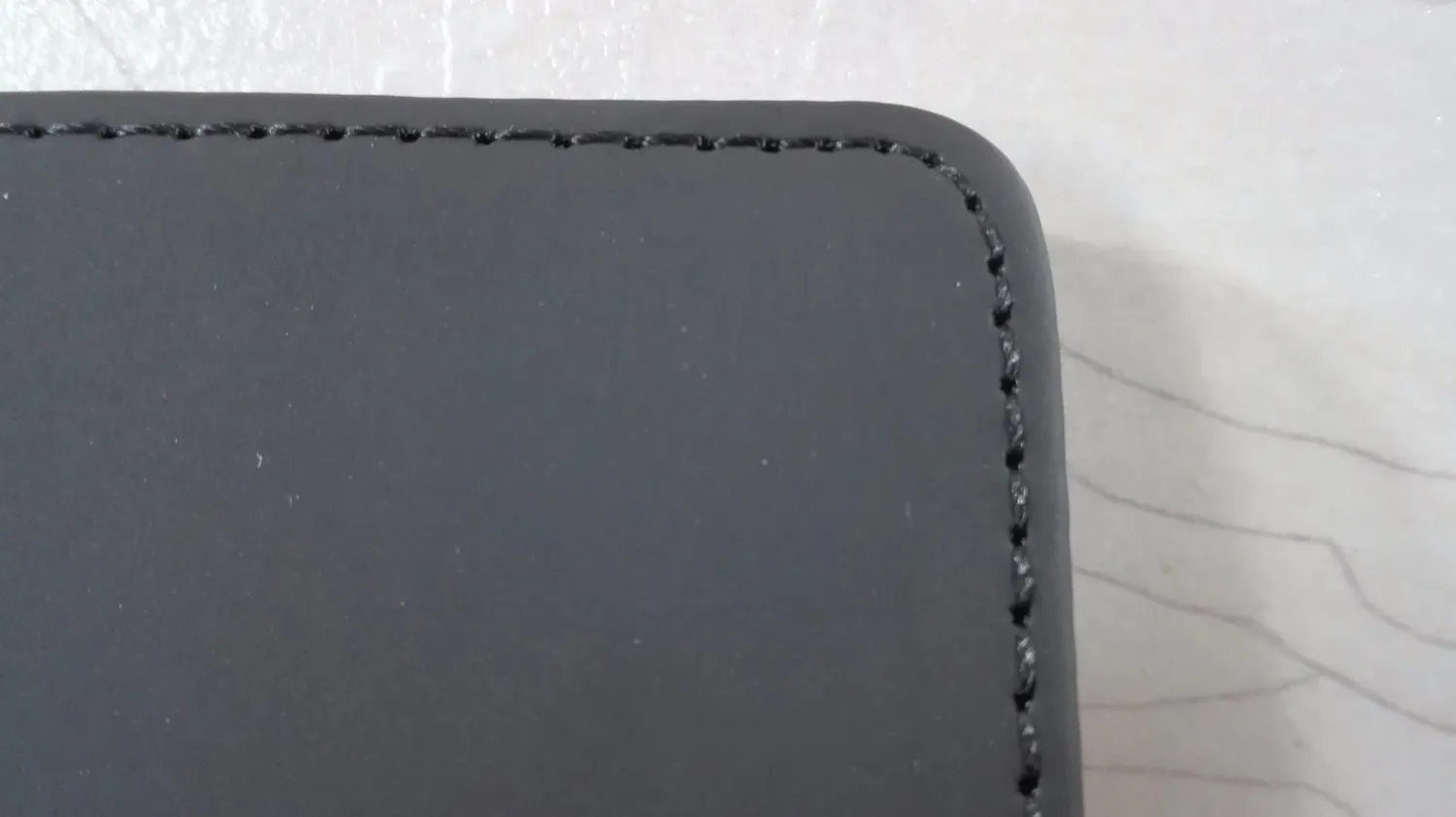 EAZY CASE Huawei P8 Lite 2015 Klapphülle Schwarz