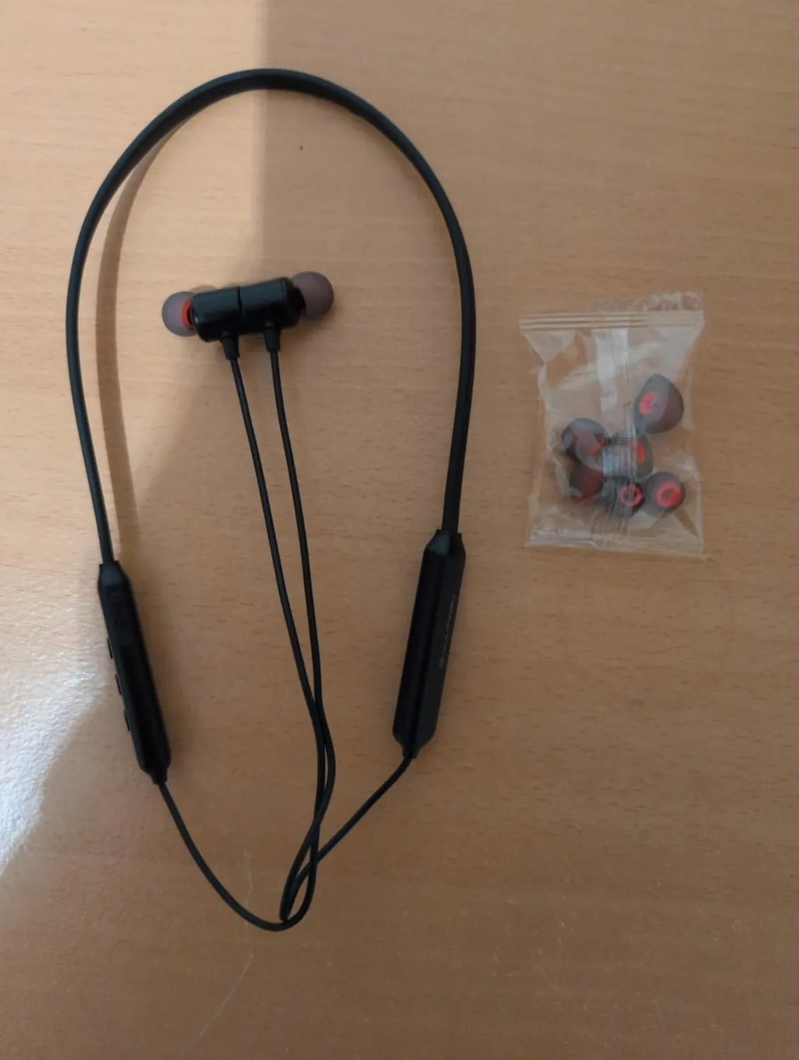 YATWIN Sport Bluetooth Kopfhörer In-Ear Schwarz IPX7