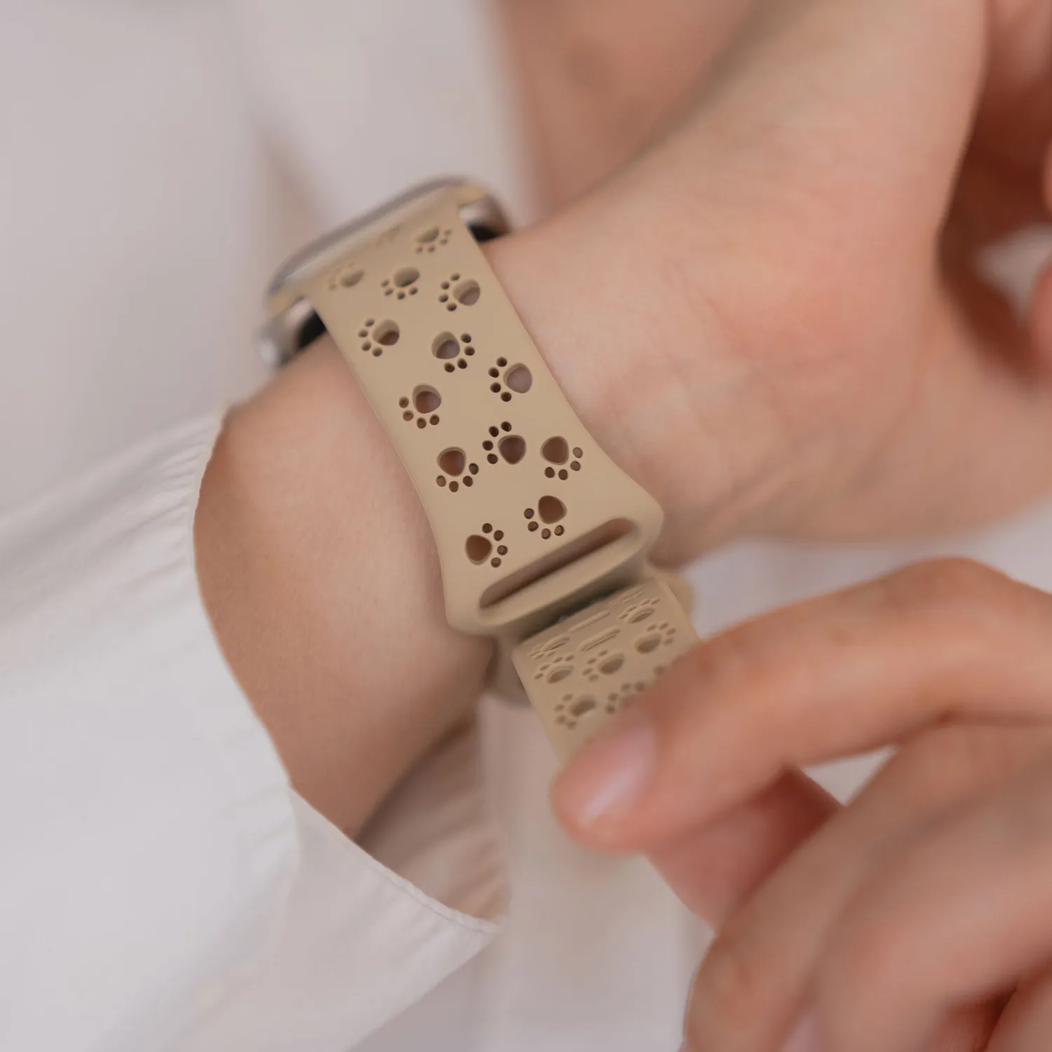 arktisband Paw Apple Watch Armband Khaki Silikon