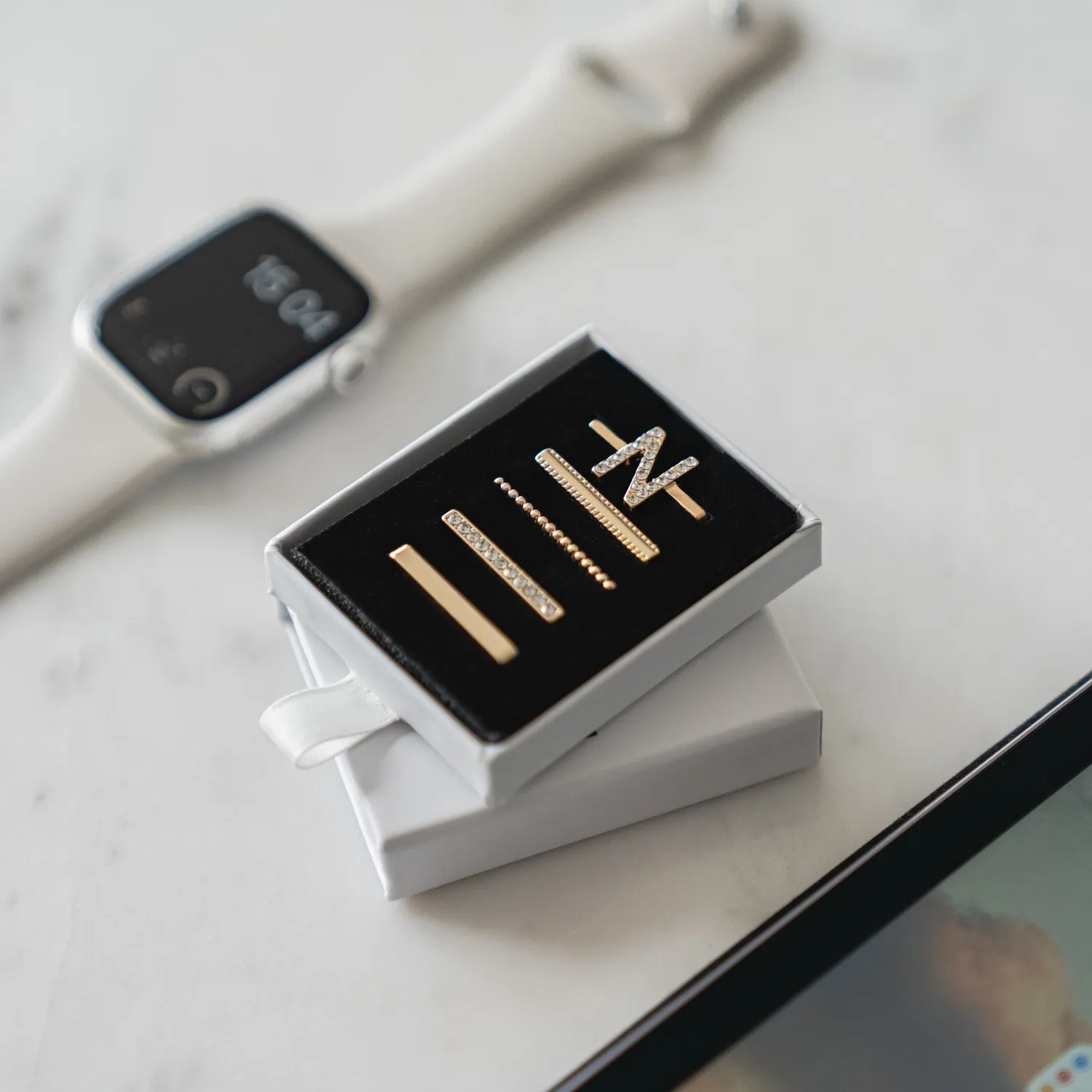 arktisband Buchstabe N Apple Watch Charm Roségold