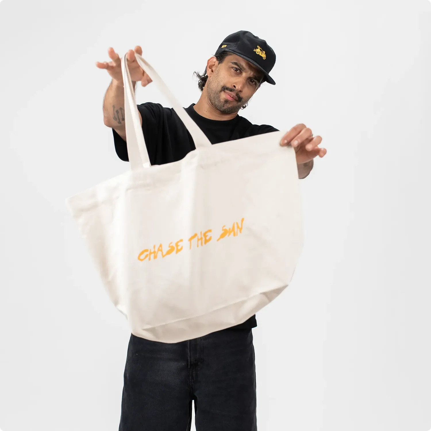 SP Connect Chase the Sun Tote Bag Tasche Sunburst