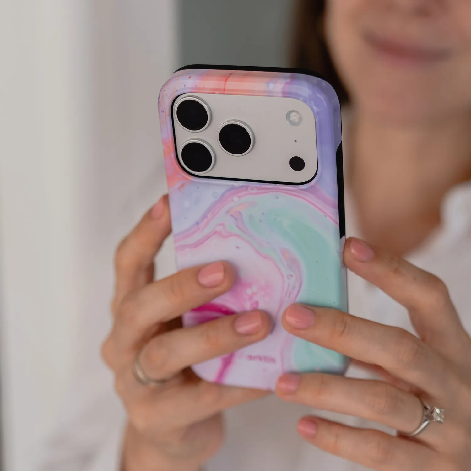arktis Neo Marble iPhone 16e Hülle MagSafe
