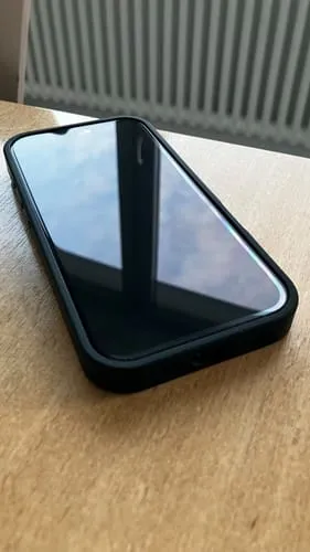 arktis Revolution iPhone 13 Panzerglas 2er Set mit Montagebox