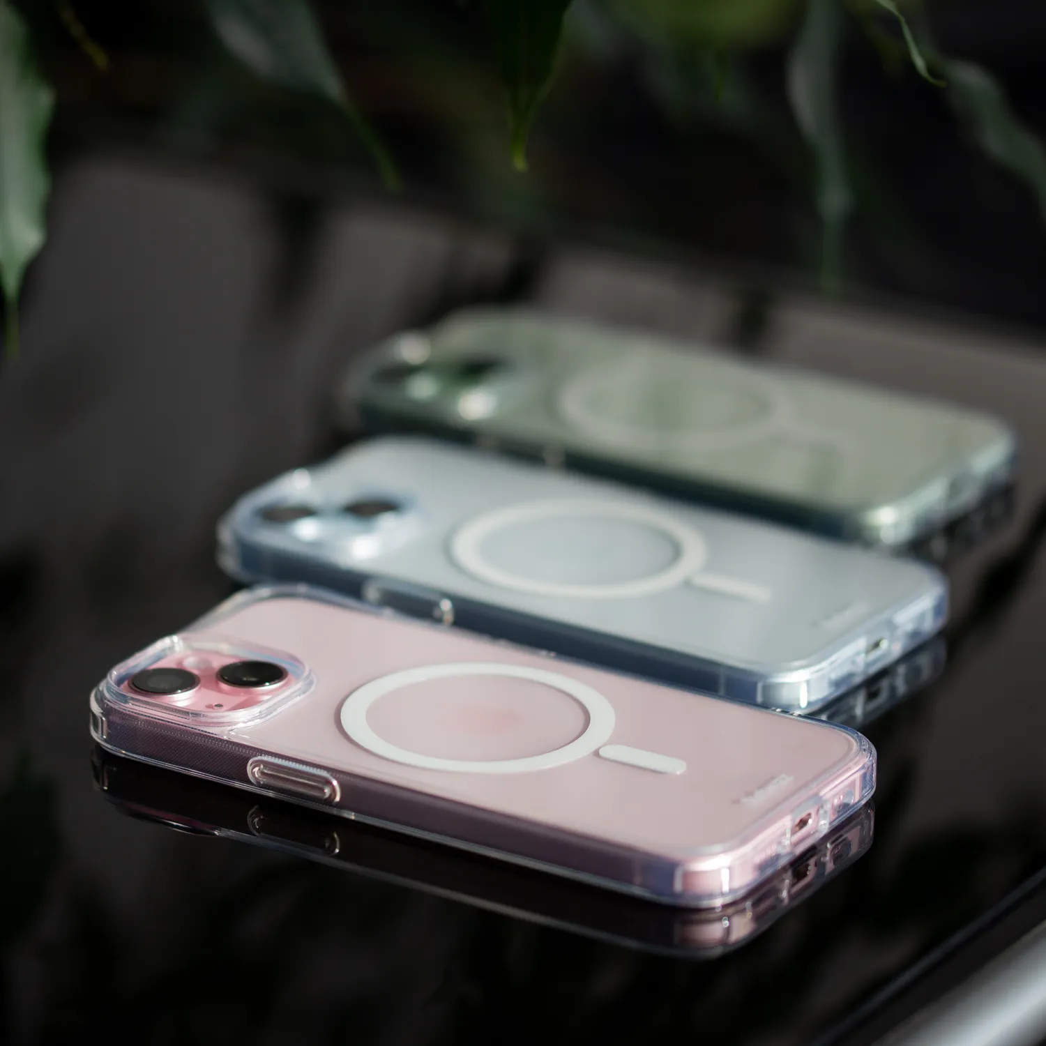 Artwizz ClearClip+Charge iPhone 15 Plus Hülle transparent MagSafe