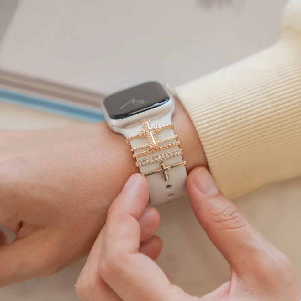 arktisband Cross Apple Watch Charm Goldschmuck