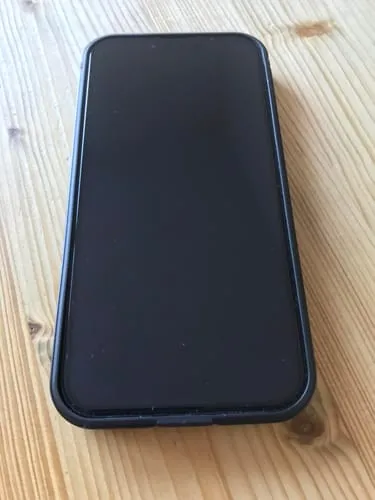 arktis Revolution iPhone 13 Panzerglas 2er Set mit Montagebox