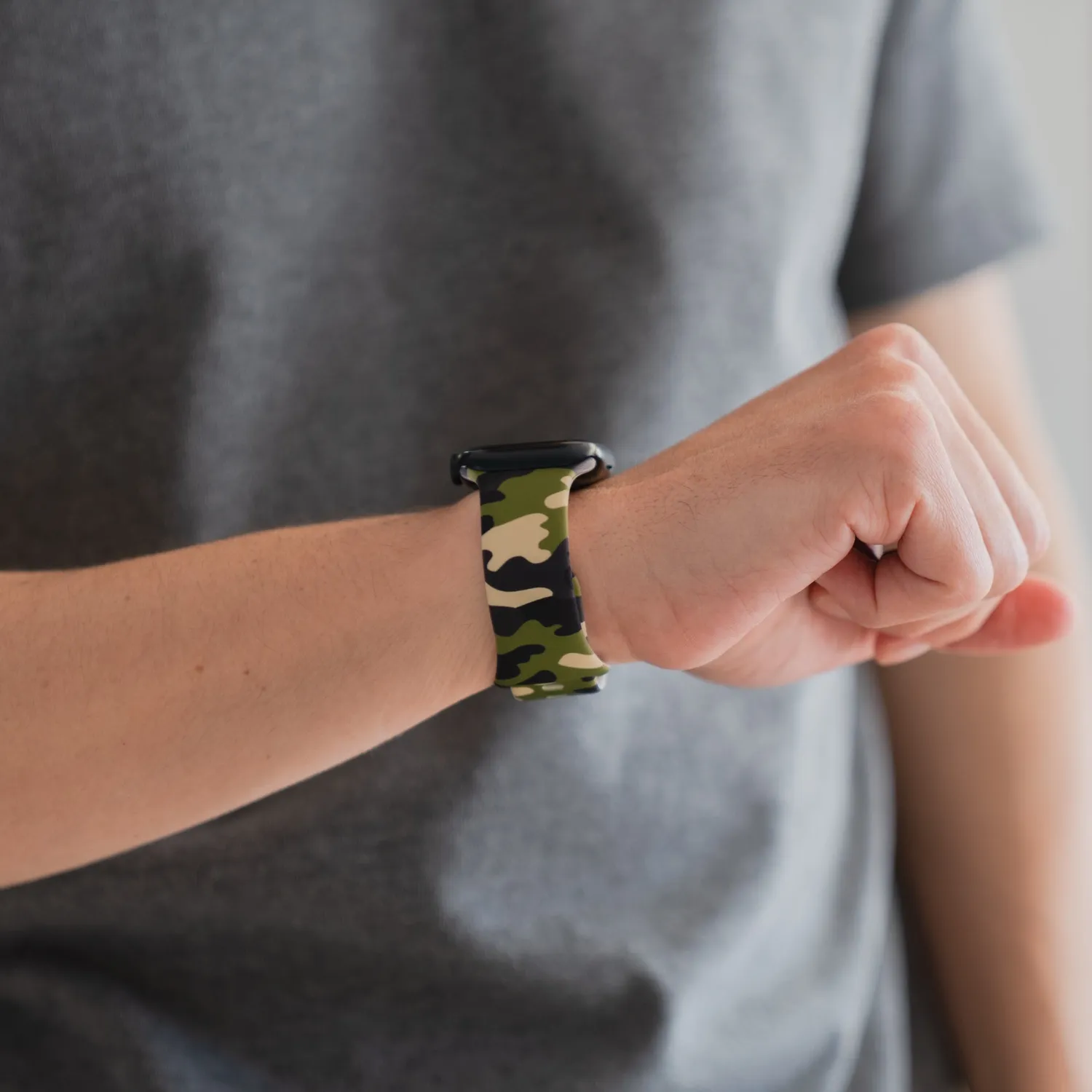 arktisband Camouflage Apple Watch Armband 49 mm Silikon