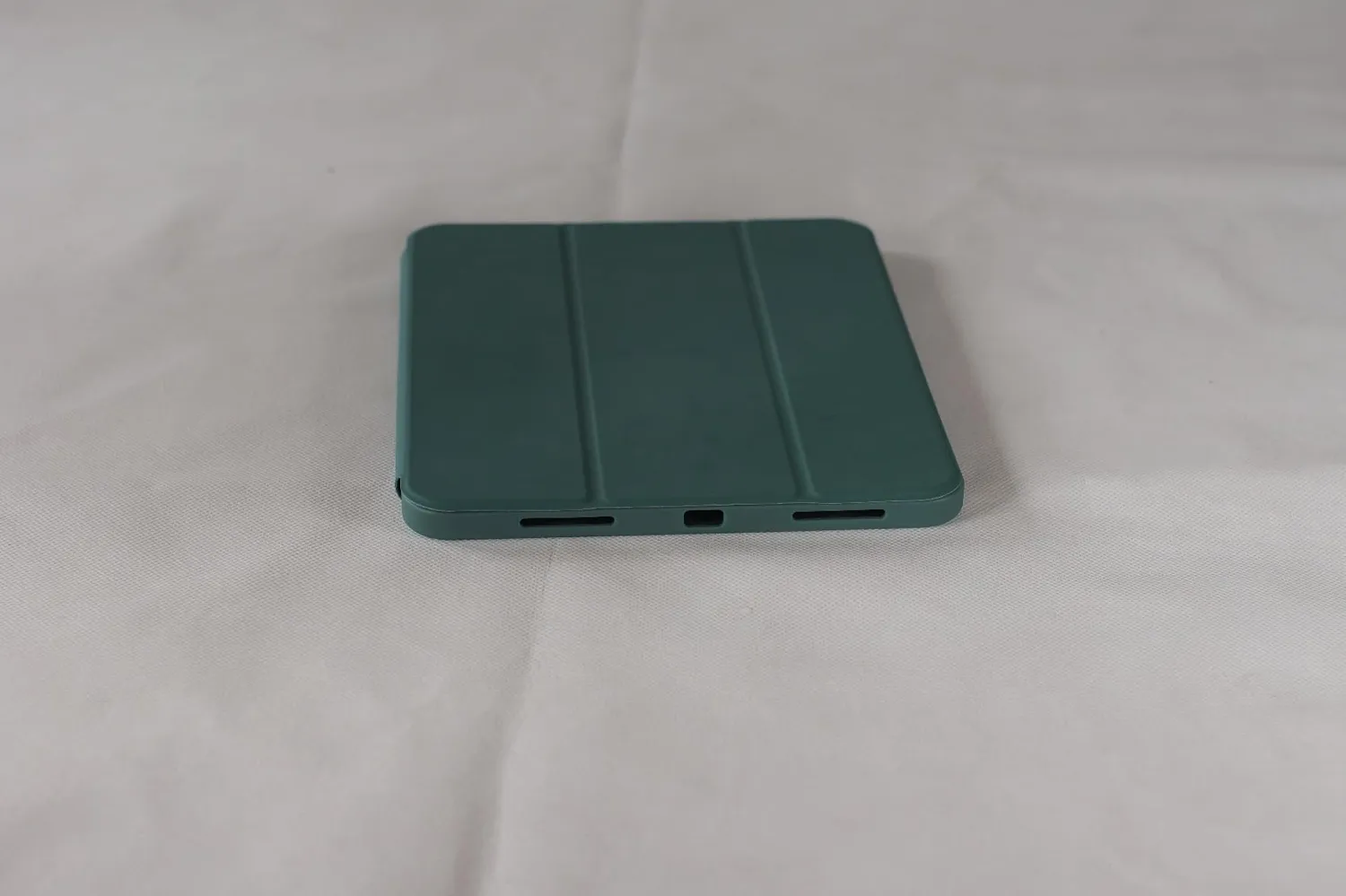EAZY CASE iPad 11" A16 2025 Smart Cover Hülle Lila